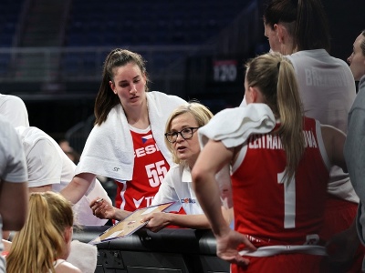 Trénerka Romana Ptáčková a