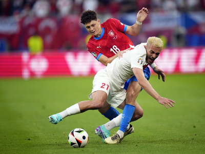 Turecký futbalista Baris Alper