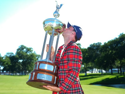 Americký golfista Russell Henley