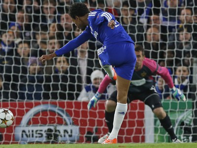 Loic Rémy strieľa úvodný gól Chelsea