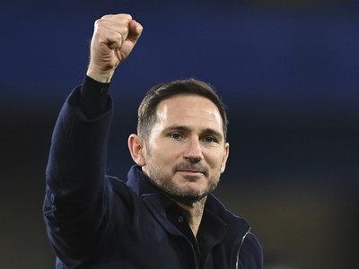 Frank Lampard oslavuje triumf Chelsea