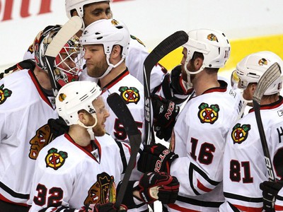 Radosť hráčov Blackhawks z víťazstva