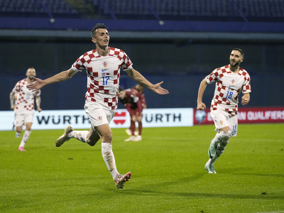 Ante Budimir sa teší z gólu