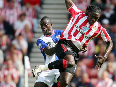Christopher Samba a Kenwyne Jones