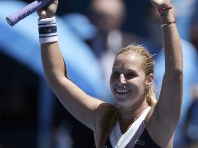 Dominika Cibulková sa suverénnym spôsobom prebojovala už do semifinále dvojhry na grandslamovom turnaji Australian Open v Melbourne.