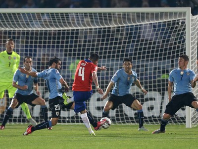 Mauricio Isla sa stal strelcom jediného a víťazného gólu 