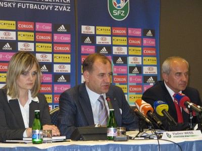 Čižmárová, Weiss a Strapek