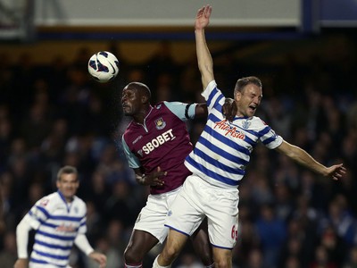 Clint Hill a Carlton