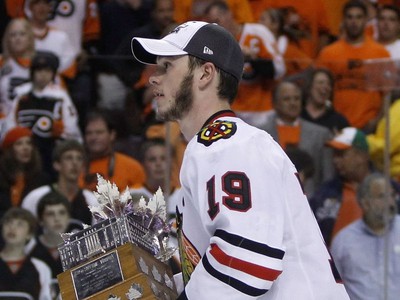Jonathan Toews získal Conn