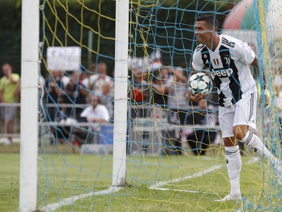 Cristiano Ronaldo strelil pri debute za Juventus gól už vo ôsmej minúte
