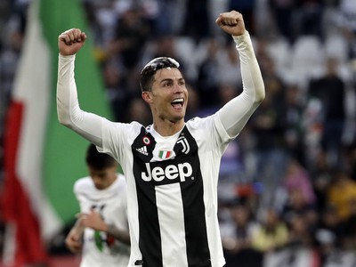 Portugačan Cristiano Ronaldo v drese Juventusu Turín