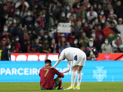 Sklamaný Cristiano Ronaldo po prehre so Srbskom