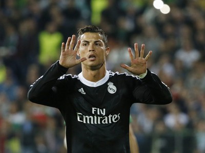 Cristiano Ronaldo oslavuje vyrovnávajúci gól Realu