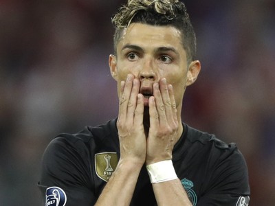 Cristiano Ronaldo protestuje 