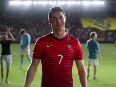Aj hviezdny Cristiano Ronaldo si zahral vo vtipnej reklame