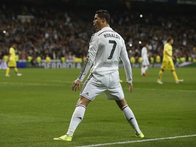 Cristiano Ronaldo oslavuje svoj gól