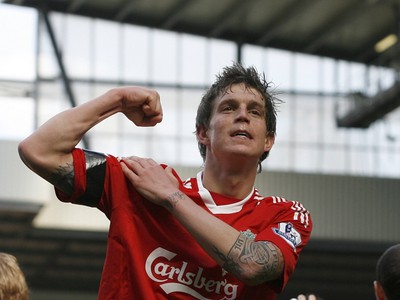 Daniel Agger, 11. apríla