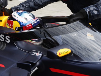 Daniel Ricciardo s čelným
