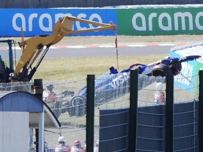 Monopost Daniela Ricciarda po nehode