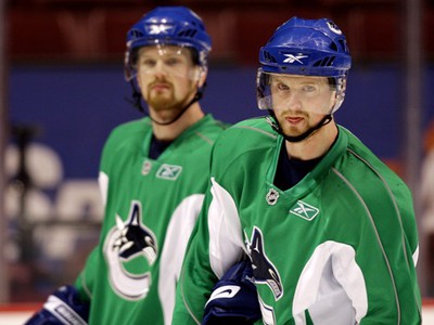 (Zľava) Daniel Sedin a
