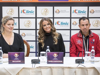 zľava bývalá belgická tenistka Kim Clijstersová, slovenská tenistka Daniela Hantuchová a bývalý slovenský tenista Dominik Hrbatý 