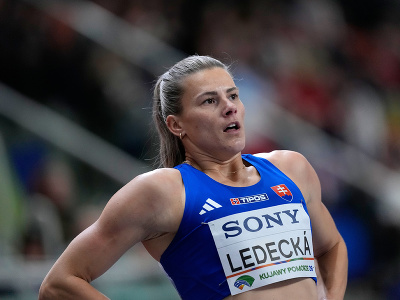 Na snímke slovenská atlétka Daniela Ledecká počas rozbehu žien na 400 m na halových MS 