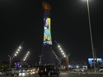 Katarčania vyjadrili podporu Pelému vysvietením štadióna
