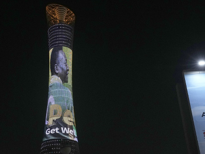 Katarčania vyjadrili podporu Pelému vysvietením štadióna