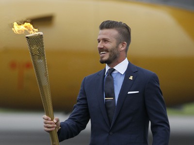 Beckham privítal olympijský oheň na pôde Veľkej Británie