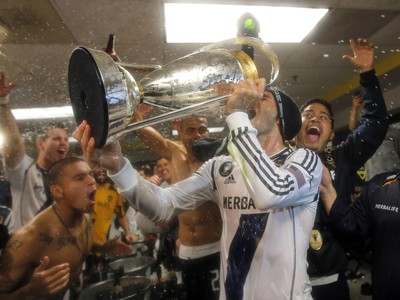 David Beckham oslavuje titul