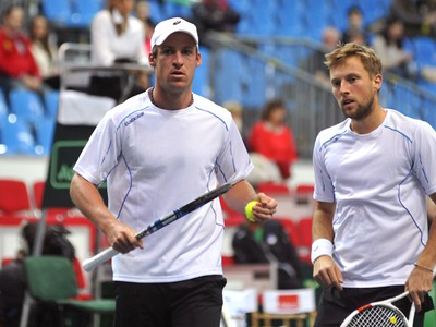 Slovinskí reprezentanti Tom Kočevar-Dešman (vpravo) a Grega Žemlja počas štvorhry