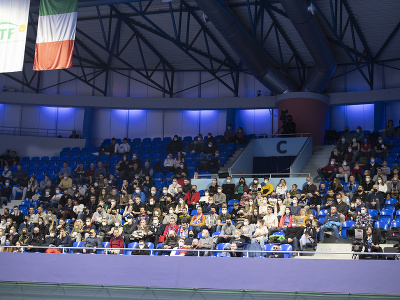 Fanúšikovia v hale NTC sledujú zápas Slovenska proti Taliansku