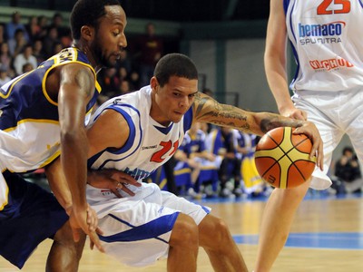 Kenny Hasbrouck a Denis