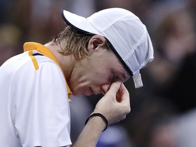 Denis Shapovalov reaguje na porážku v treťom kole US Open