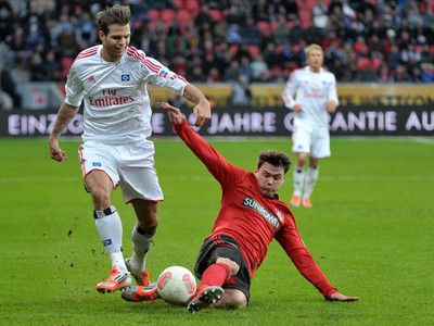 Sebastian Boenisch a Dennis