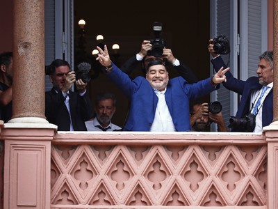 Legend�rny Diego Maradona zomrel vo veku 60 rokov