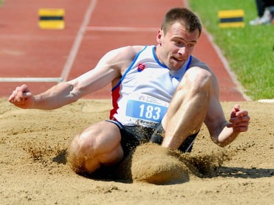 Dmitrij Vaľukevič, trojskok, atletika