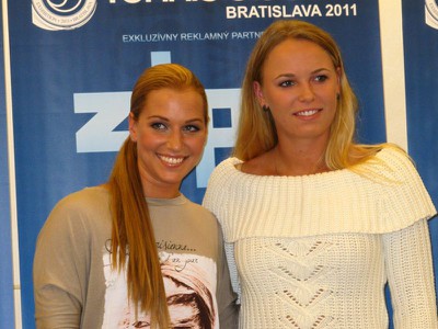 Dominika Cibulková a Caroline Wozniacka