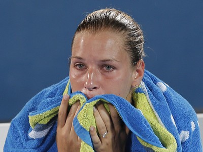 Dominika Cibulková v slzách