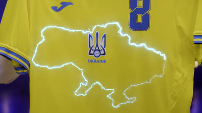Na snímke nový dres  ukrajinskej futbalovej reprezentácie na EURO 2020