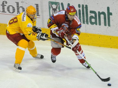 Dukla Trenčín, HC Oceláři