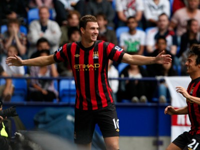 Edin Džeko strelil Tottenhamu štyri góly