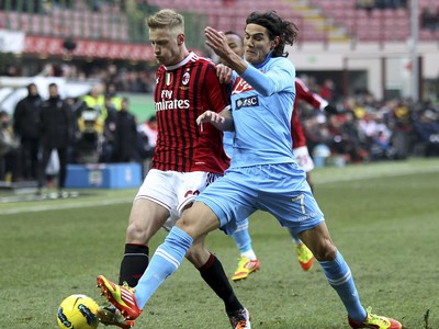 Ignazio Abate a Edinson Cavani