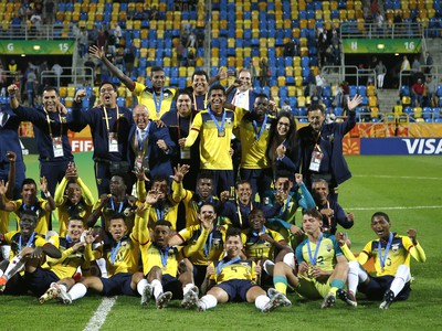 Hráči Ekvádoru a ich obrovská radosť z triumfu a bronzovej medaily