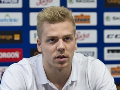 Na snímke asistent kapitána slovenskej hokejovej reprezentácie U20 Erik Černák