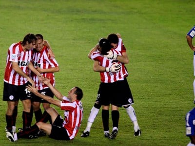 Estudiantes La Plata, víťaz Pohára osloboditeľov, 15. júl 2009