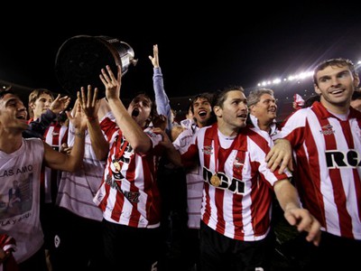 Estudiantes La Plata, víťaz Pohára osloboditeľov, 15. júl 2009