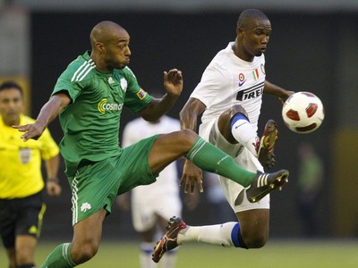 Samuel Eto'o v súboji