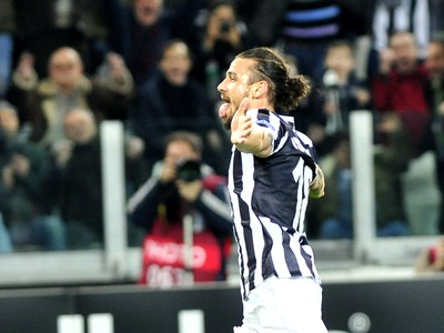 Pablo Osvaldo oslavuje gól Juventusu