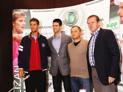 Martin Kližan, Novak Djokovič, Marián Vajda a organizátor Roman Šmotlák